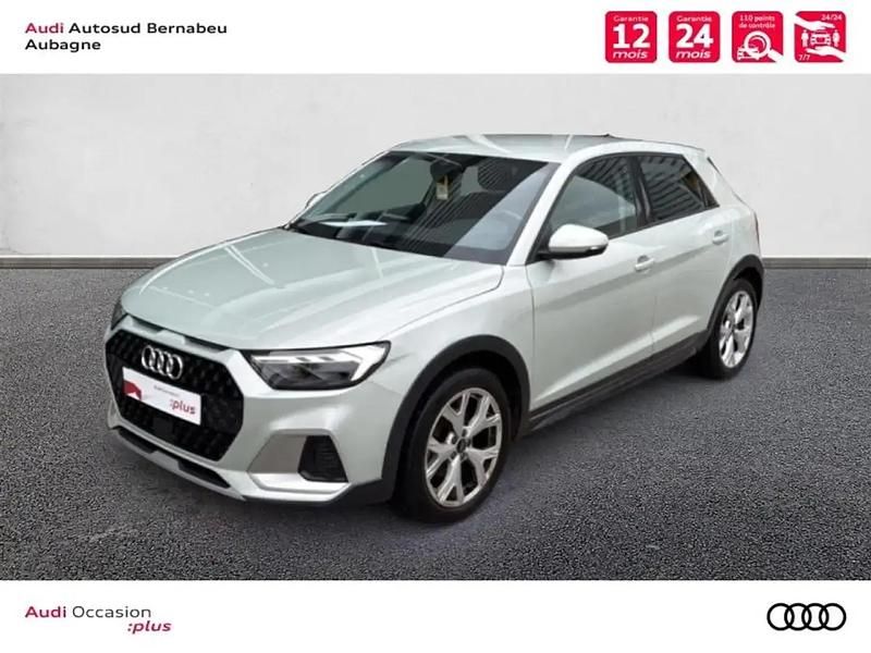 Occasion Audi A1 Design 111 ch (81 kW) 2023 Argent rosé métallisé Berline
