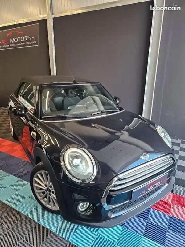 Noir Utilisé 2018 Mini Cooper Citadine | 18 990 € (Prix juste) - Image 1/4