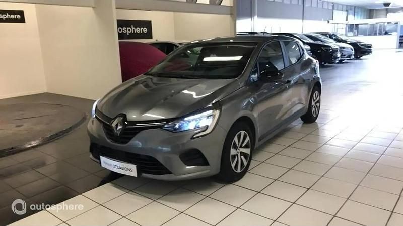 Utilisé 2023 Renault Clio V Equilibre Berline | 16 499 € (Prix juste) - Image 1/4