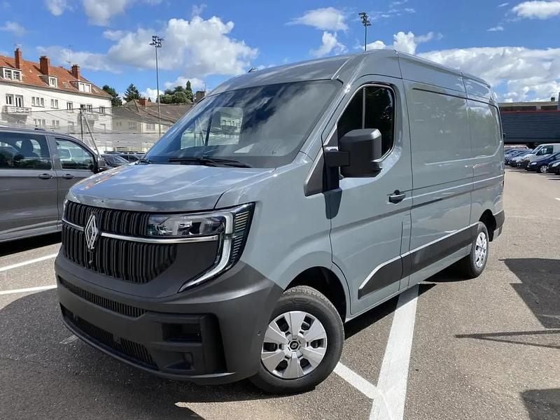 Gris Nouvelle 2025 Renault Master Van | 36 990 € (Prix juste) - Image 1/4