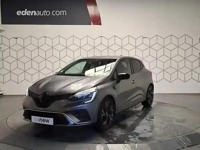 Occasion Renault Clio V Engineered 145 ch (106 kW) 2022 Gris Citadine