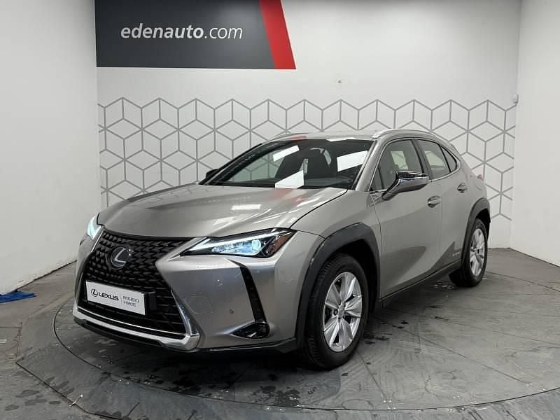 Utilisé 2019 Lexus UX 250h SUV | 23 980 € (Prix juste) - Image 1/4