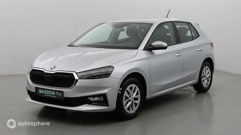 Gris Utilisé 2024 Skoda Fabia Selection Berline | 18 599 € (Bon prix) - Image 1/4