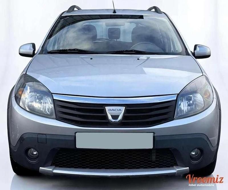 Occasion Dacia Sandero Stepway 91 ch (66 kW) 2010 Gris Berline