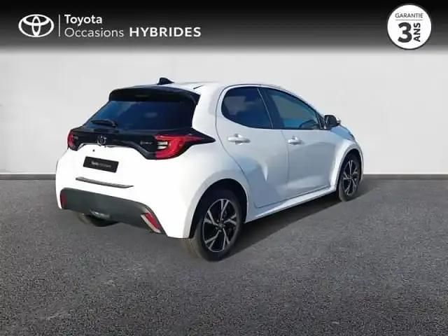 Nouvelle Toyota Yaris Hybrid Design 116 ch (85 kW) 2025 Blanc Berline