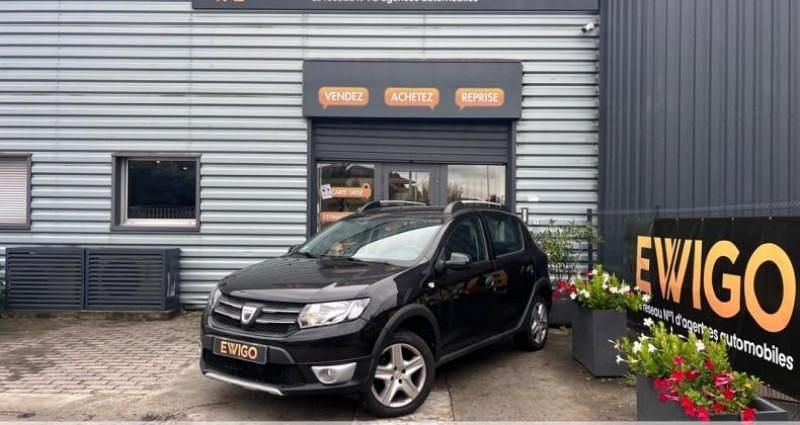 Noir Utilisé 2016 Dacia Sandero Stepway Citadine | 8 990 € (Prix juste) - Image 1/4