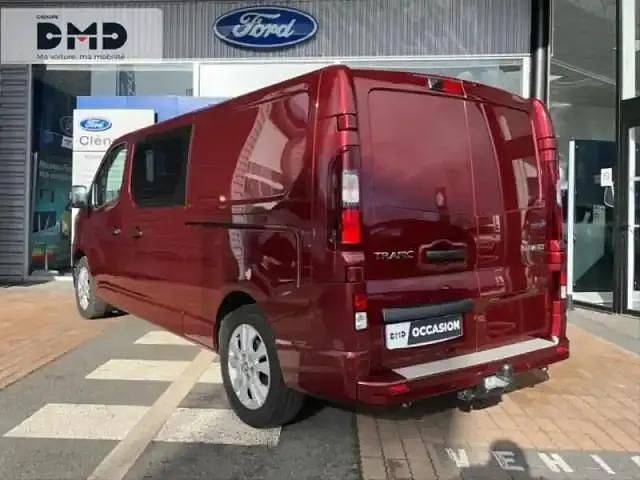 Occasion Renault Trafic 2024 Rouge Monospace