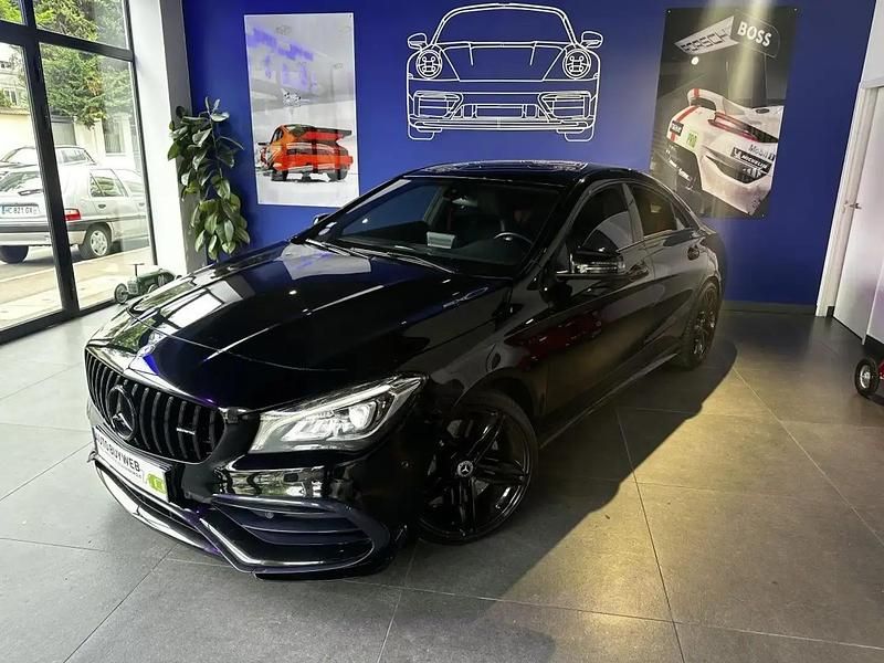 Noir Utilisé 2016 Mercedes CLA45 AMG AMG Berline | 29 990 € - Image 1/4