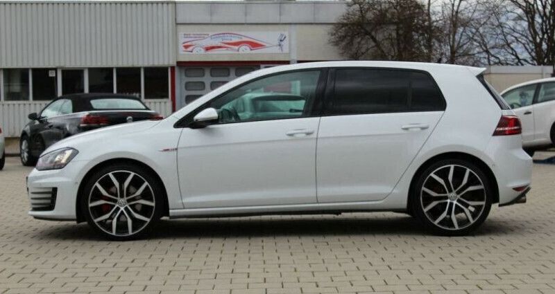 Utilisé 2016 VW Golf VII GTI Break | 24 800 € (Prix juste) - Image 1/3