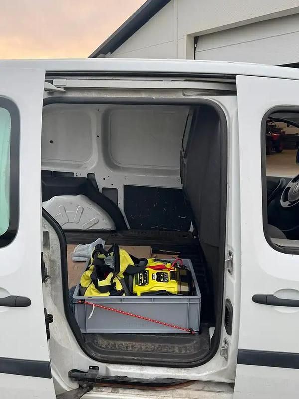 Blanc Utilisé 2009 Renault Kangoo Monospace | 2 500 € - Image 1/4