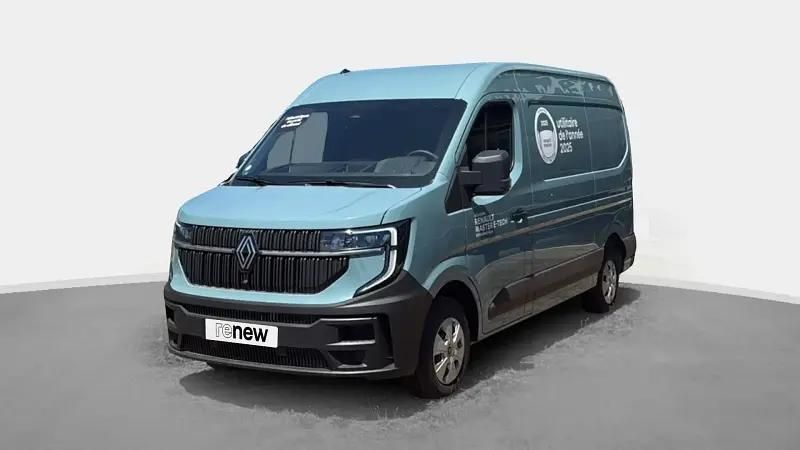 Bleu Nouvelle 2025 Renault Master Van | 52 990 € - Image 1/4