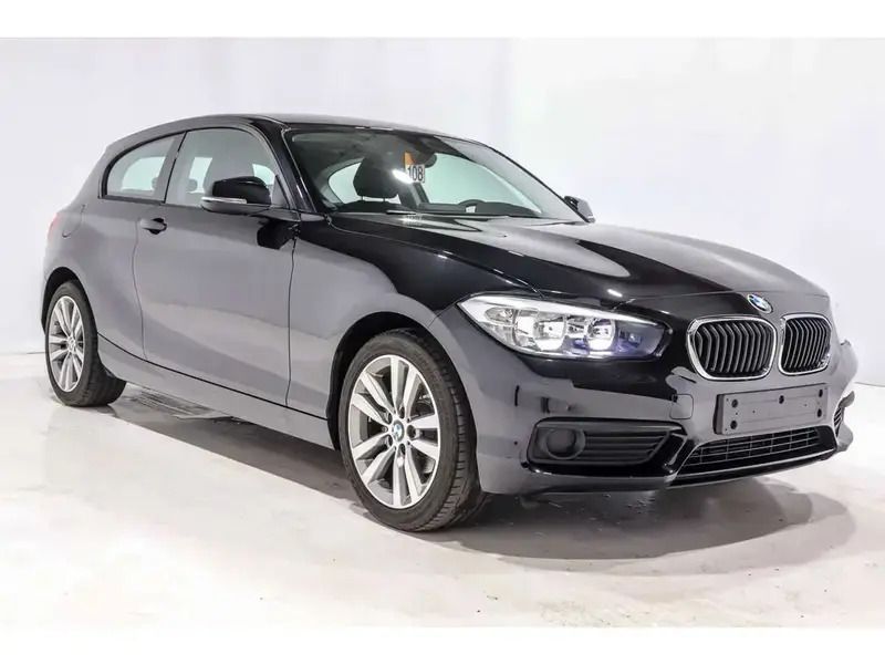 Noir Utilisé 2018 BMW 116 Sport Line Citadine | 14 780 € (Bon prix) - Image 1/4