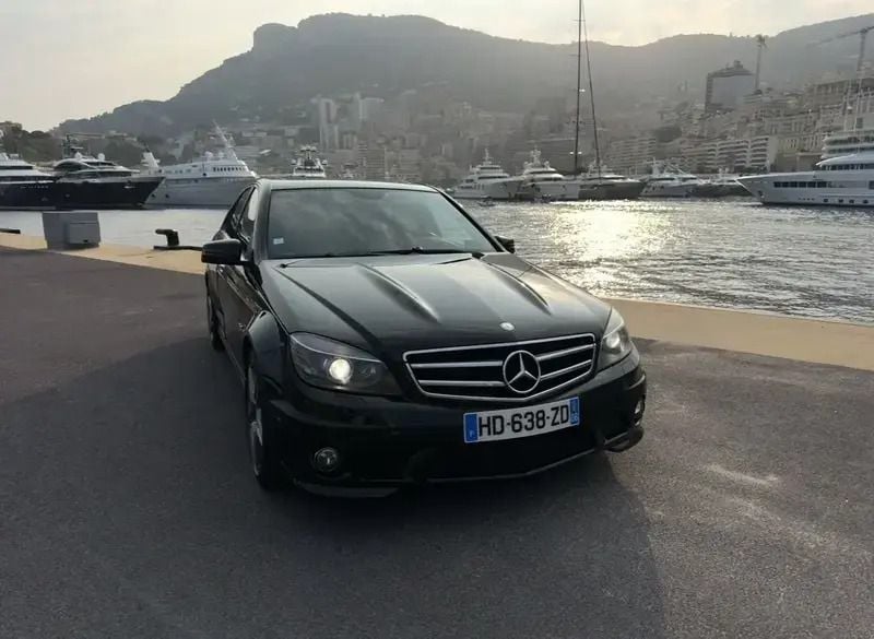 Utilisé 2010 Mercedes C63 AMG Avantgarde Berline | 38 990 € (Bon prix) - Image 1/4