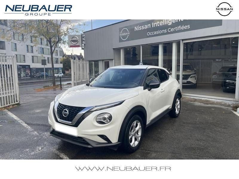 Blanc lunaire spéciale Utilisé 2020 Nissan Juke Tekna SUV | 18 480 € (Prix juste) - Image 1/4
