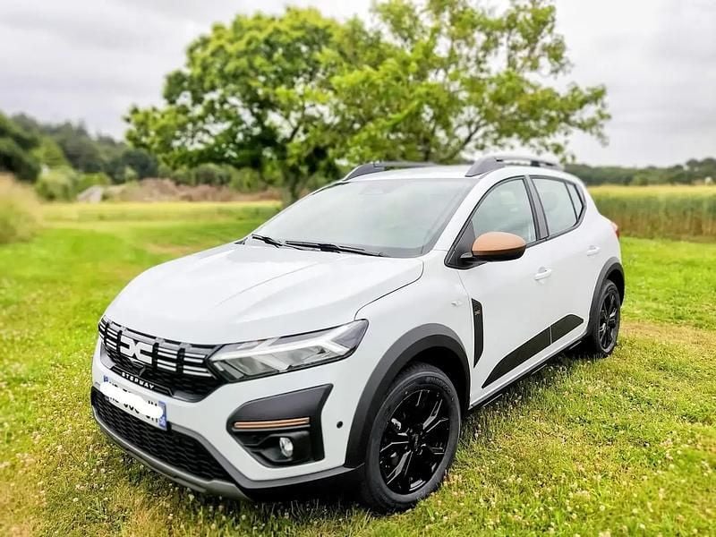 Blanc Nouvelle 2025 Dacia Sandero Extreme Citadine | 17 800 € - Image 1/4