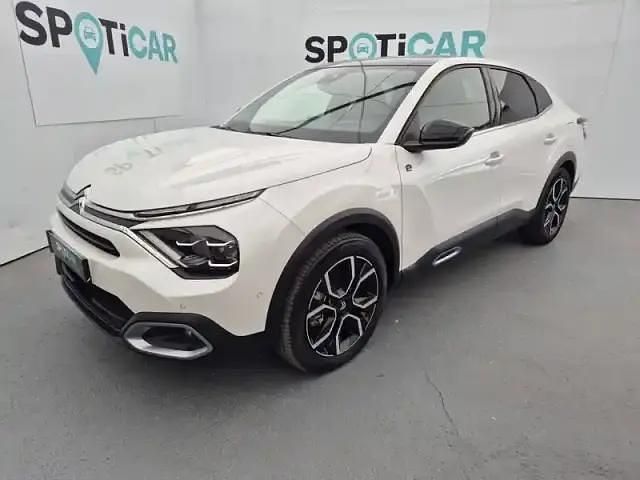 Blanc Utilisé 2023 Citroën e-C4 Berline | 24 990 € (Prix assez cher) - Image 1/4