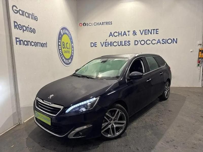 Noir Occasion 2015 Peugeot 308 Allure Berline | 12 990 € (Bon prix) - Image 1/4