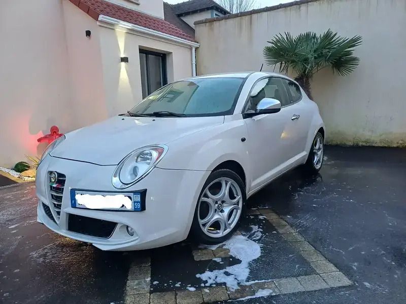 Beige Utilisé 2011 Alfa Romeo MiTo Citadine | 4 500 € - Image 1/4