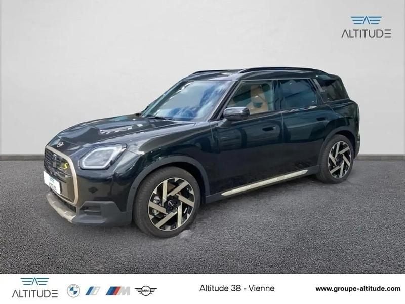 Noir Utilisé 2024 Mini Countryman Favoured SUV | 46 620 € (Prix juste) - Image 1/4
