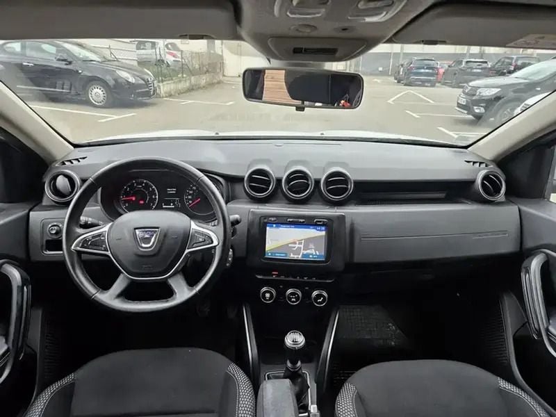 Image 2/4