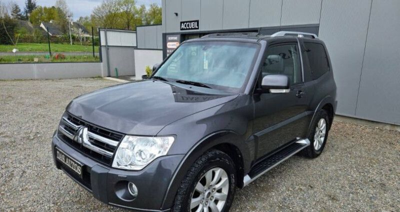 Utilisé 2011 Mitsubishi Pajero Instyle SUV | 19 990 € - Image 1/4