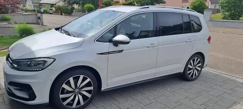Blanc Utilisé 2016 VW Touran R-line Monospace | 20 500 € (Bon prix) - Image 1/4