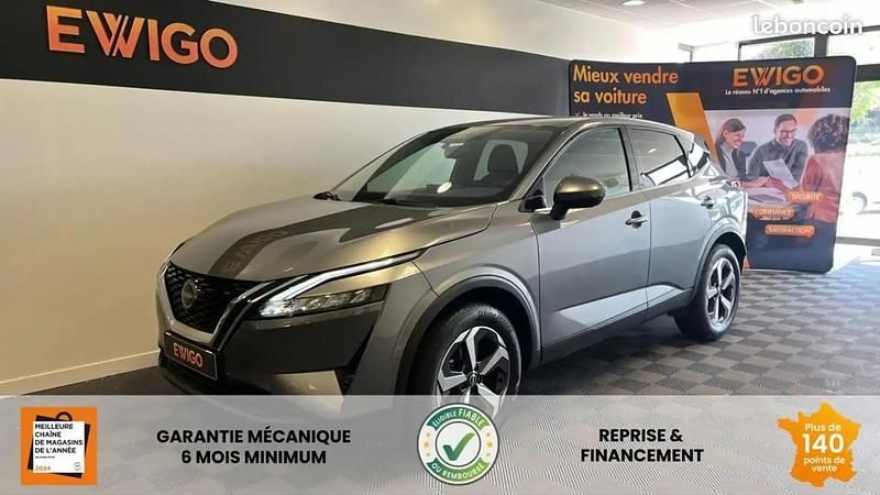 Noir Utilisé 2024 Nissan Qashqai N-Connecta SUV | 25 490 € (Bon prix) - Image 1/4