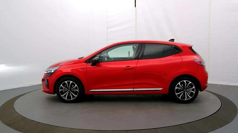 Occasion Renault Clio V Techno 145 ch (106 kW) 2024 Rouge Citadine