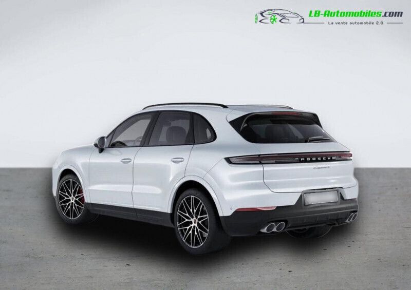 Utilisé 2024 Porsche Cayenne GTS SUV | 125 500 € (Super prix) - Image 1/4