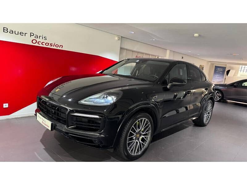 Utilisé 2022 Porsche Cayenne Platinum Edition SUV | 84 480 € (Prix cher) - Image 1/4