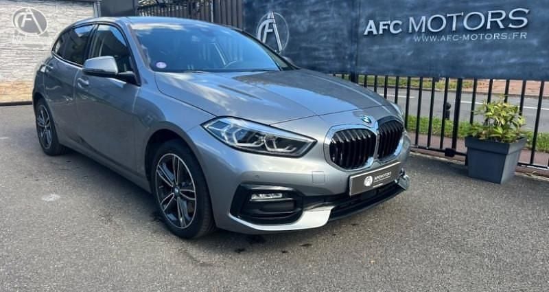 Gris Utilisé 2022 BMW 118 Sport Line Citadine | 24 990 € (Super prix) - Image 1/4