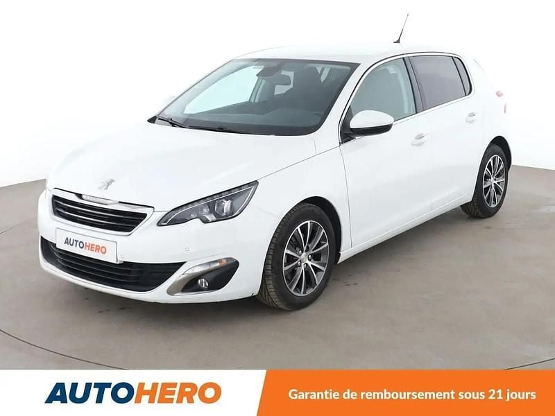 Blanc Occasion 2017 Peugeot 308 Allure Berline | 11 490 € (Bon prix) - Image 1/2