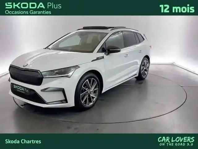 Blanc Utilisé 2024 Skoda Enyaq iV SportLine SUV | 43 890 € (Prix juste) - Image 1/4