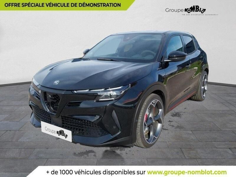 Othercolor Nouvelle 2025 Alfa Romeo Junior Veloce Berline | 46 990 € (Prix juste) - Image 1/3