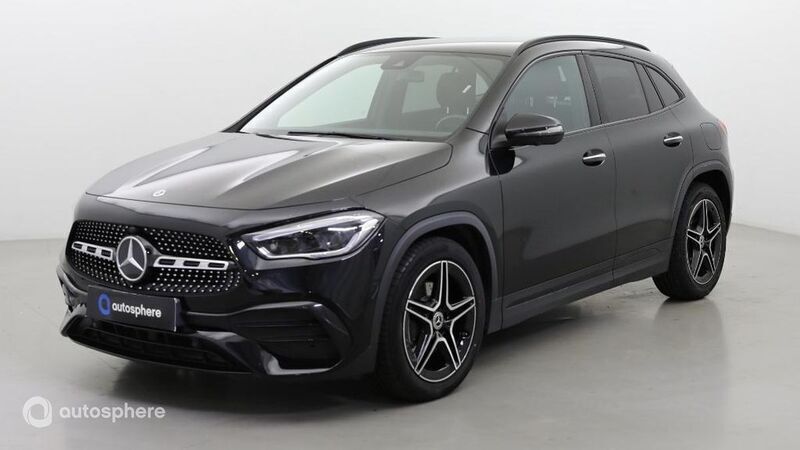 Noir Utilisé 2022 Mercedes GLA200 AMG line SUV | 33 999 € (Prix juste) - Image 1/4
