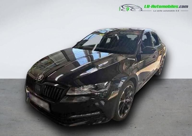Utilisé 2022 Skoda Superb Berline | 35 400 € (Prix juste) - Image 1/4