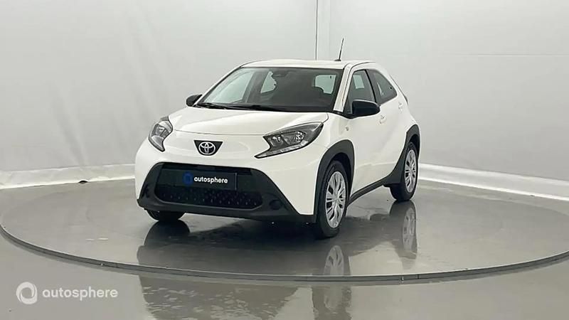 Blanc Utilisé 2022 Toyota Aygo X SUV | 13 499 € - Image 1/4