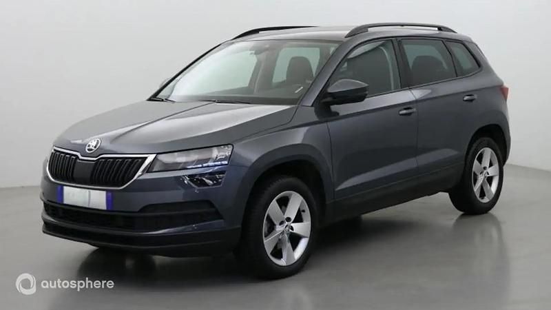 Bleu Utilisé 2021 Skoda Karoq Business Line SUV | 22 499 € (Prix juste) - Image 1/4