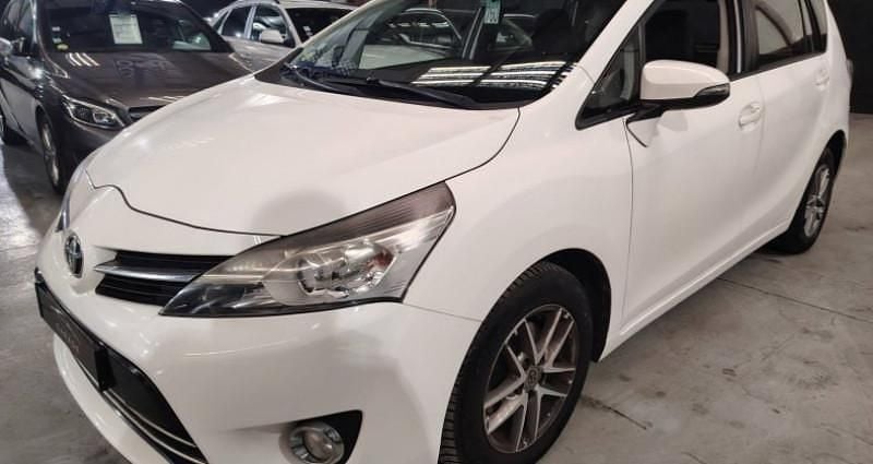 Occasion 2015 Toyota Verso Monospace | 6 990 € - Image 1/4