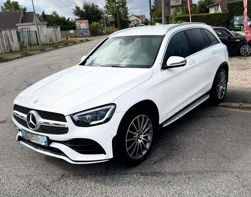 Blanc Utilisé 2019 Mercedes GLC220 AMG line SUV | 32 990 € (Bon prix) - Image 1/3