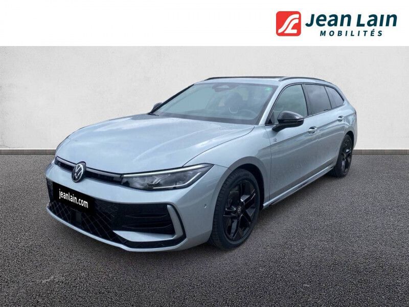 Utilisé 2024 VW Passat R-line Berline | 48 470 € - Image 1/4