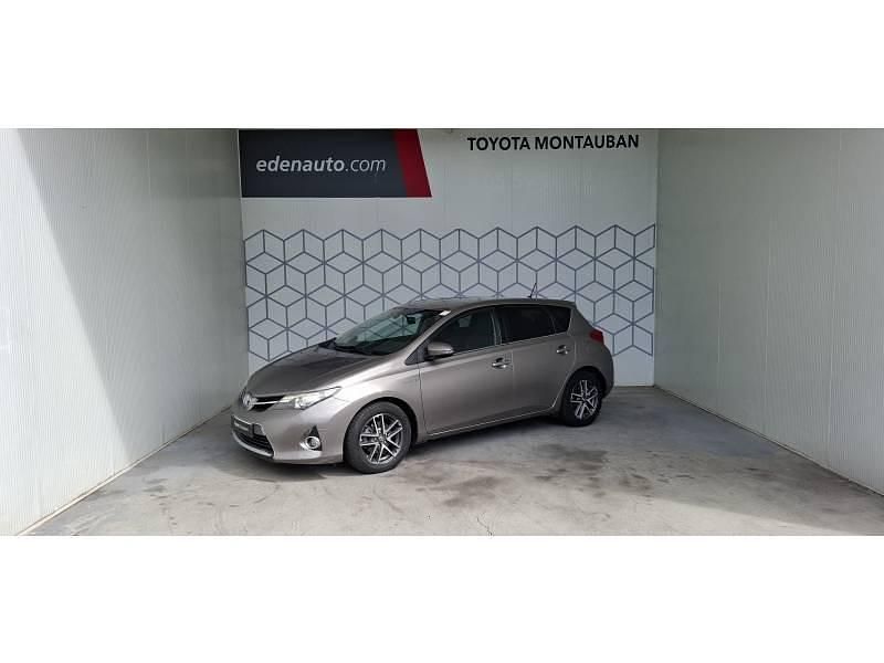 Utilisé 2015 Toyota Auris Hybrid Berline | 13 850 € (Prix juste) - Image 1/4