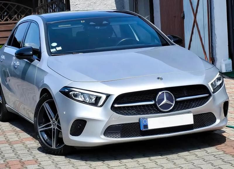 Utilisé 2018 Mercedes A180 Sport Edition Berline | 10 950 € - Image 1/4