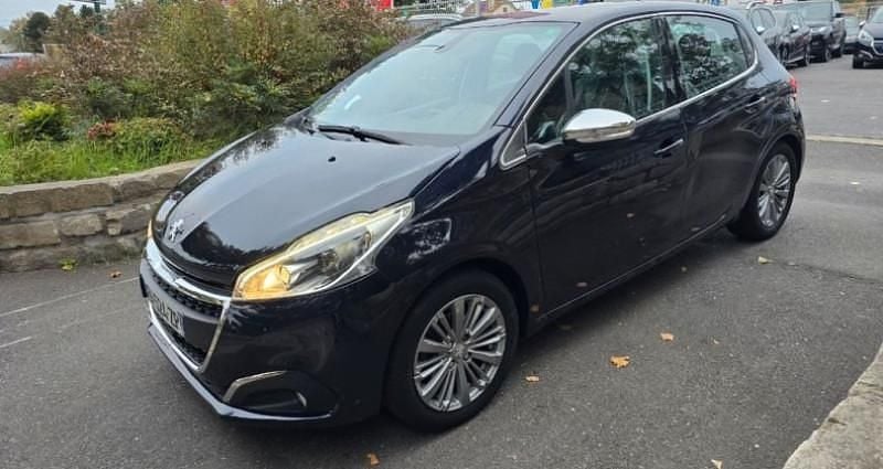Utilisé 2016 Peugeot 208 Citadine | 7 990 € (Super prix) - Image 1/4