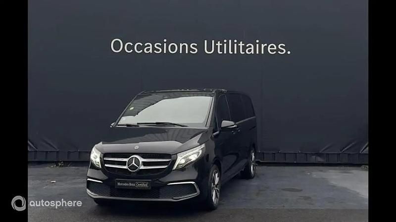 Noir Utilisé 2020 Mercedes V220 Avantgarde Monospace | 48 799 € (Prix cher) - Image 1/4