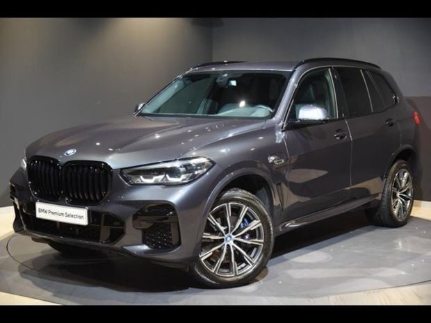 Utilisé 2022 BMW X5 M Sport SUV | 65 990 € (Prix juste) - Image 1/4