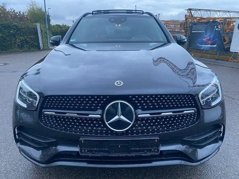 Utilisé 2022 Mercedes GLC220 Berline | 43 999 € (Prix juste) - Image 1/4