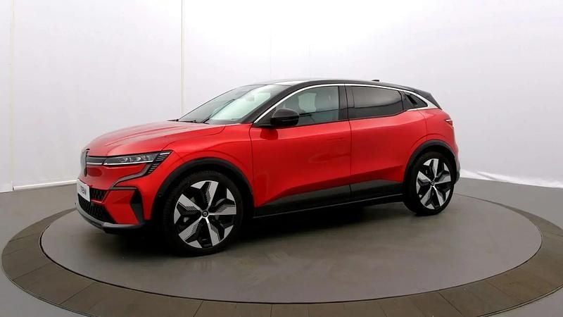 Rouge Occasion 2023 Renault Megane E-Tech Techno Berline | 24 590 € (Bon prix) - Image 1/4
