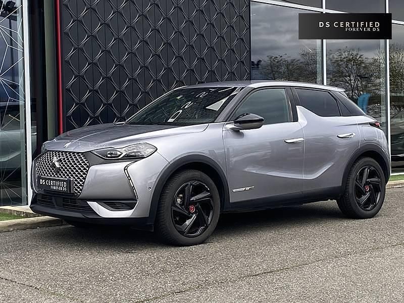 Gris Utilisé 2020 DS Automobiles DS3 Crossback E-Tense Performance Line Plus SUV | 17 550 € (Prix juste) - Image 1/4