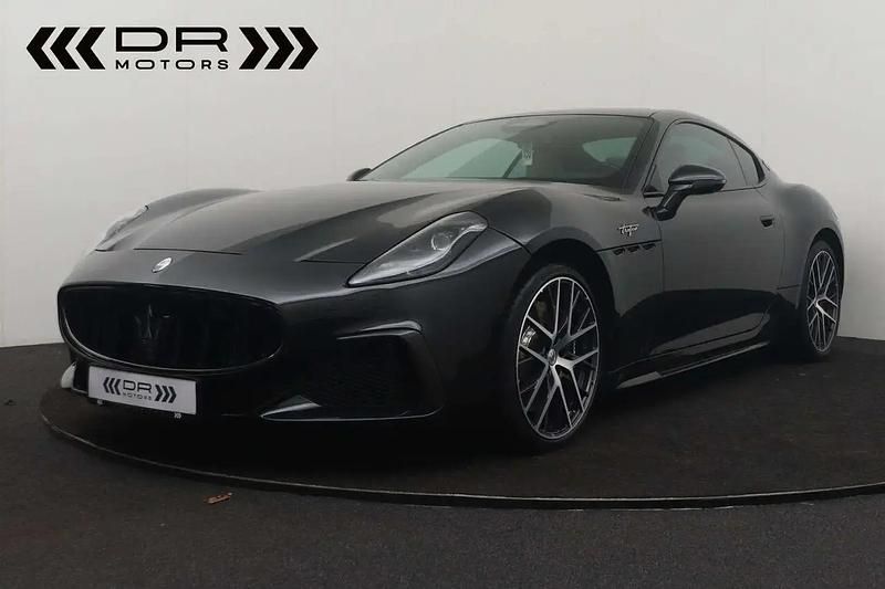 Noir Utilisé 2023 Maserati Granturismo Coupé | 146 995 € - Image 1/4